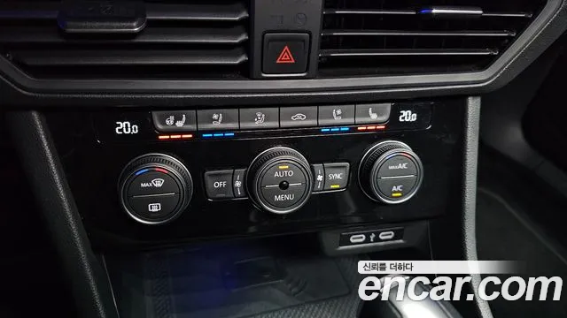 Volkswagen Jetta 2021 thumb 5