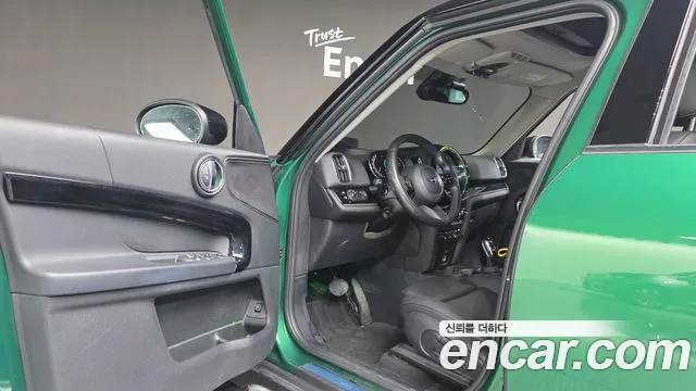 Mini Cooper Countryman 2023 thumb 8