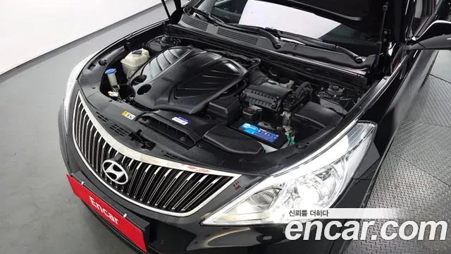 Hyundai Grandeur 2013 thumb 9