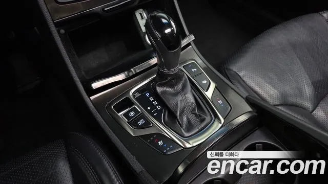Hyundai Grandeur 2013 thumb 10