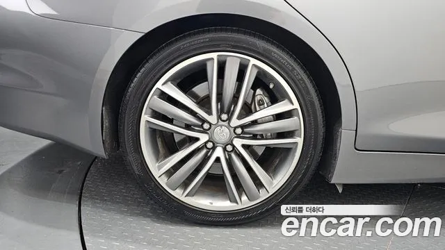 Infiniti Q50 2015 thumb 12