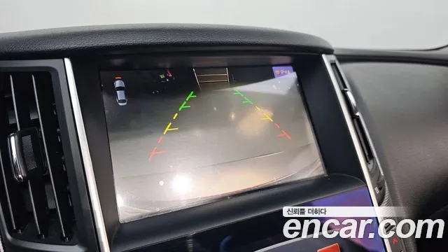 Infiniti Q50 2015 thumb 8