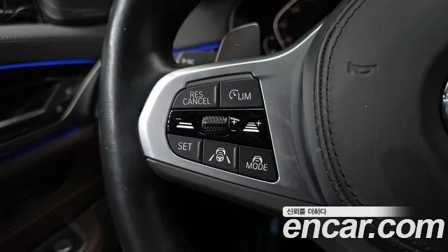 BMW 6 серии Gran Turismo 2022 thumb 11