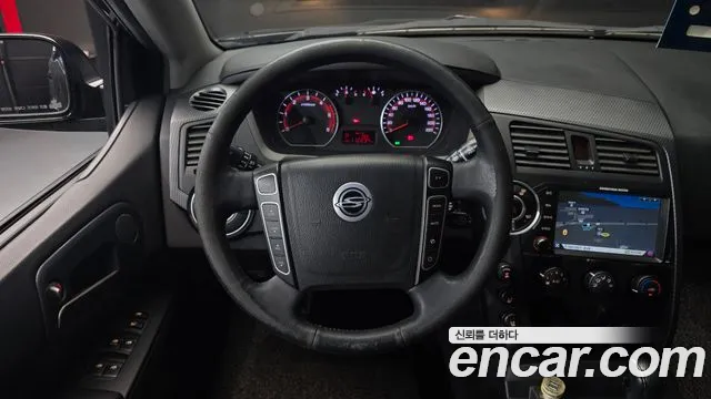 KGM Korando 2014 thumb 4
