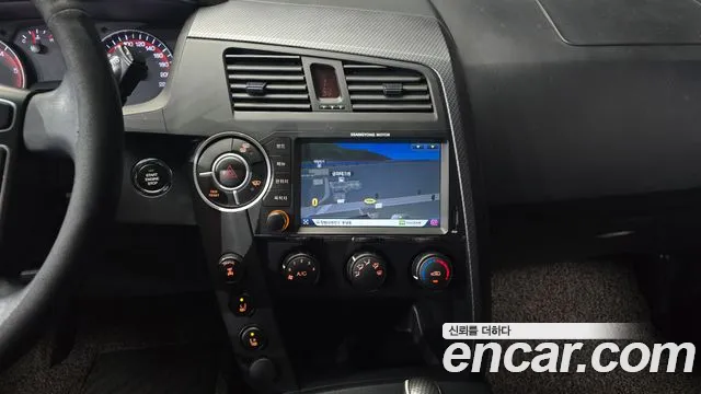 KGM Korando 2014 thumb 12