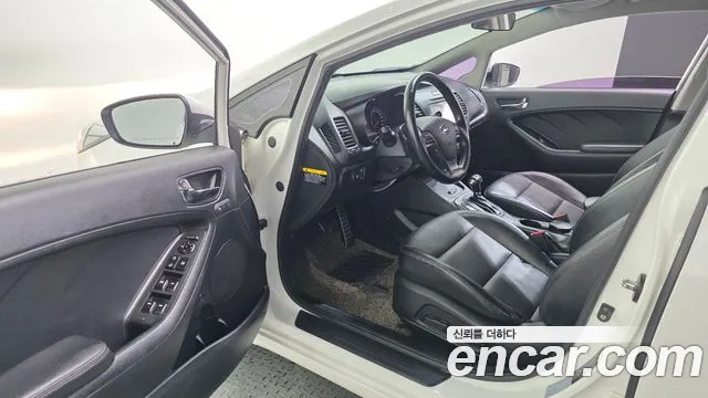 Kia K3 2014 thumb 8