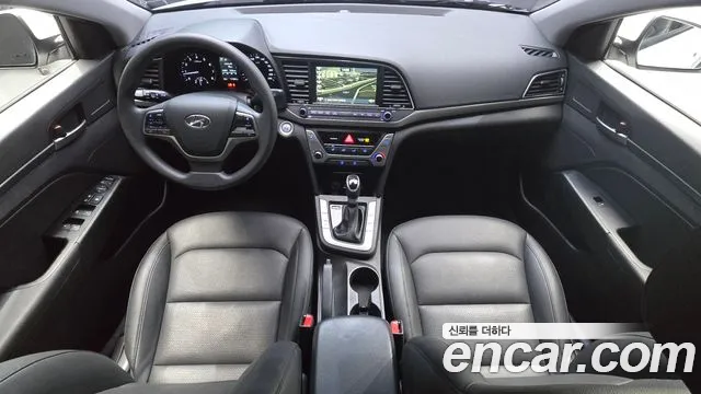 Hyundai AD 2017 thumb 11