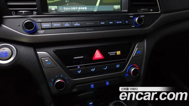 Hyundai AD 2017 thumb 10