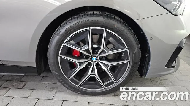 BMW 5 серии 2025 thumb 5