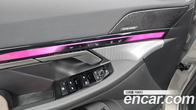 BMW 5 серии 2025 thumb 2
