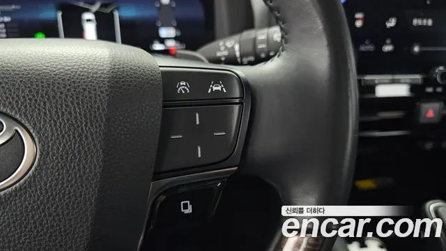 Toyota Alphard 2024 thumb 7