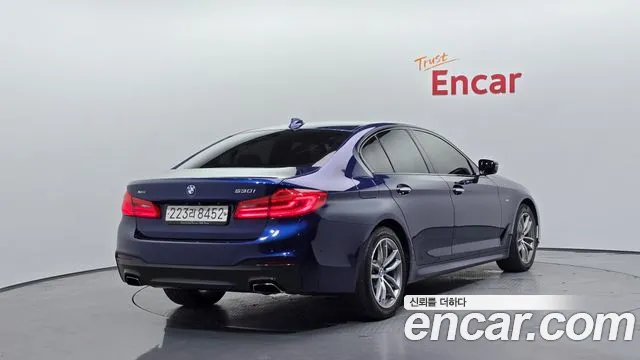 BMW 5 серии 2017 thumb 11