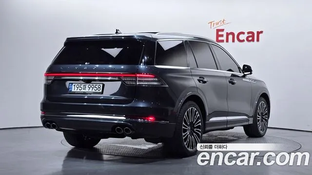 Lincoln Aviator 2022 thumb 12