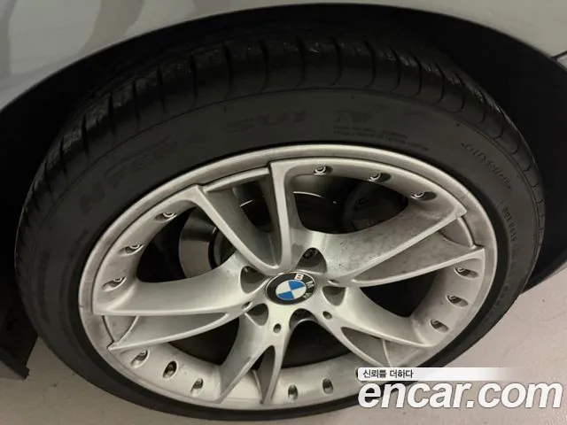 BMW Z4 2010 thumb 2