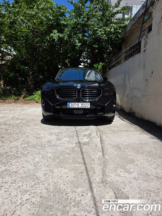 BMW XM 2023 thumb 3
