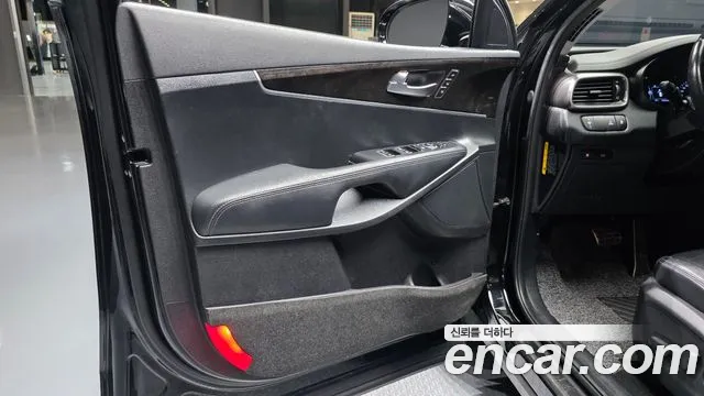Kia Sorento 2017 thumb 2