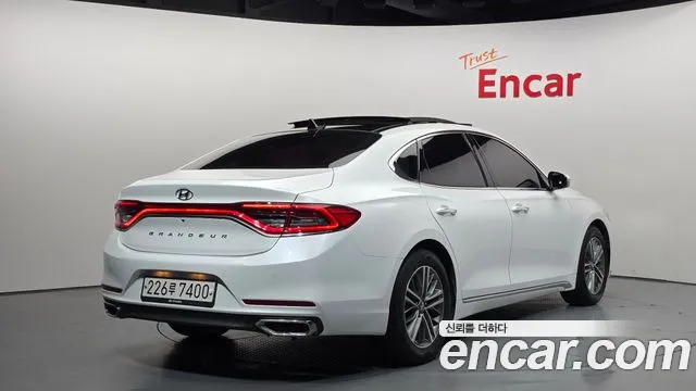 Hyundai Grandeur 2017 thumb 8