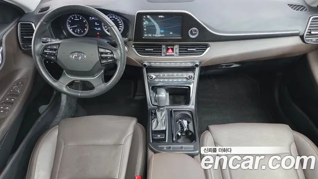 Hyundai Grandeur 2017 thumb 11