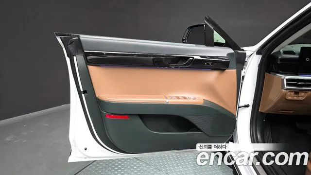 Hyundai Grandeur Hybrid 2023 thumb 8
