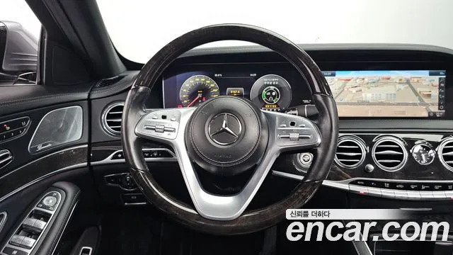 Mercedes-Benz S-Class 2019 thumb 12