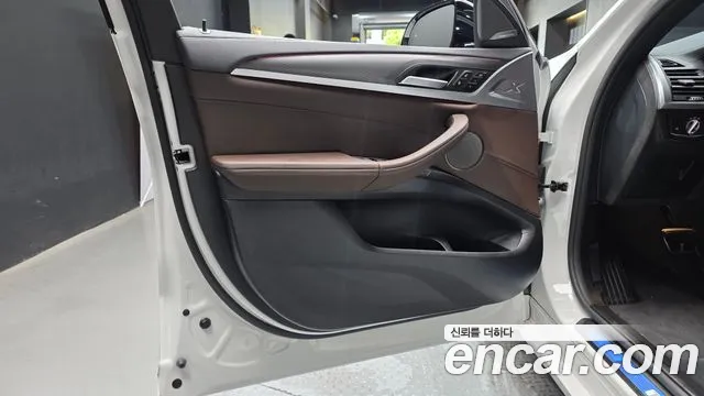 BMW X4 2025 thumb 9