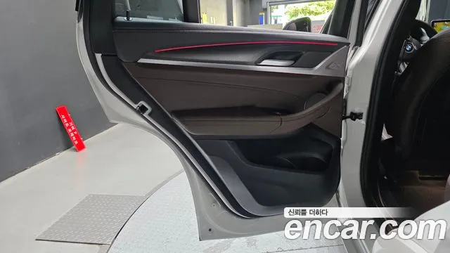 BMW X4 2025 thumb 11