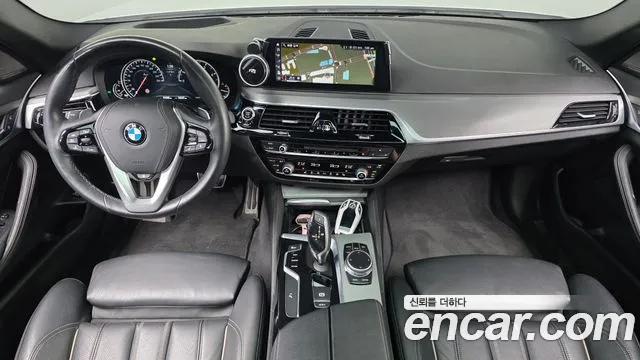 BMW 5 серии 2017 thumb 7