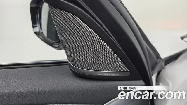BMW 5 серии 2017 thumb 12