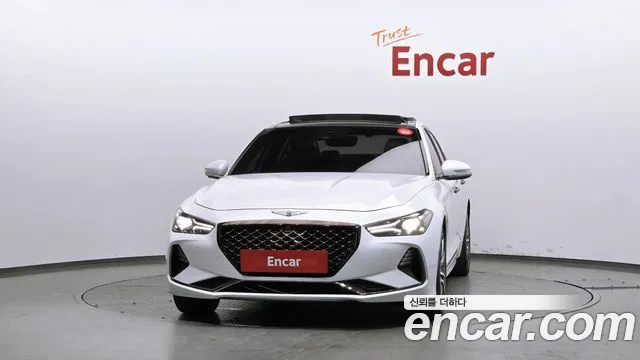 Genesis G70 2019 thumb 11