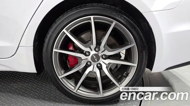 Genesis G70 2019 thumb 5