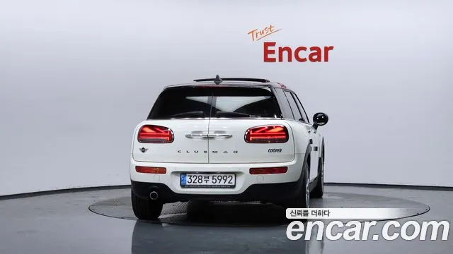 Mini Cooper Clubman 2021 thumb 4