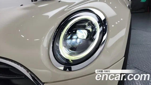 Mini Cooper Clubman 2021 thumb 7