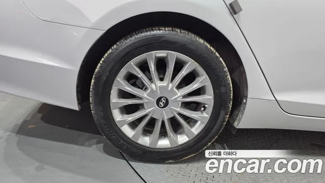 Hyundai LF 2014 thumb 5