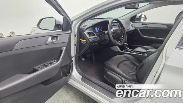 Hyundai LF 2014 thumb 4