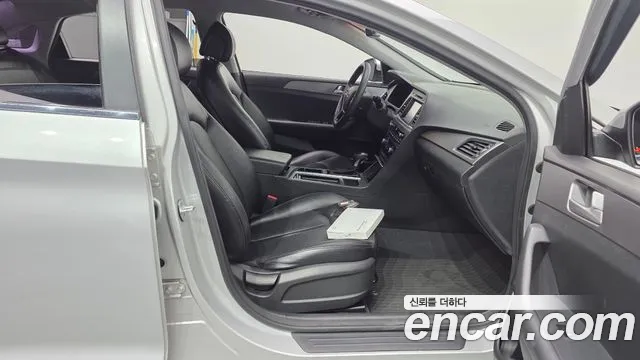 Hyundai LF 2014 thumb 12