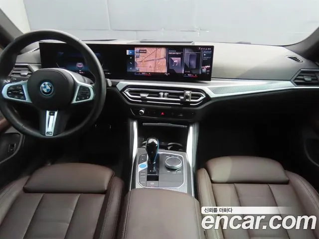 BMW i4 2023 thumb 8