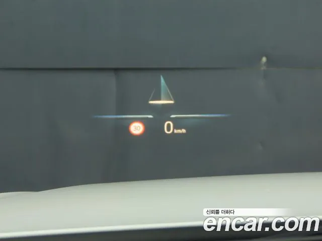 BMW i4 2023 thumb 9