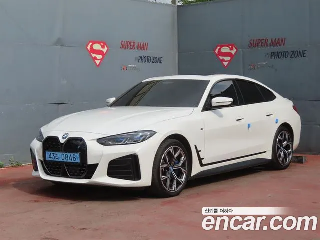 BMW i4 2023 thumb 11