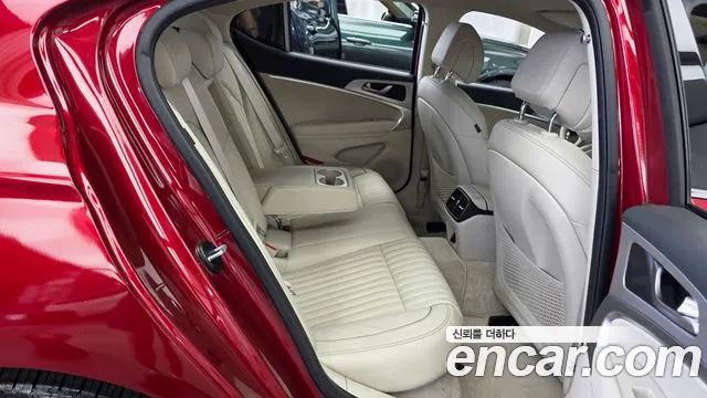 Genesis G70 2021 thumb 11