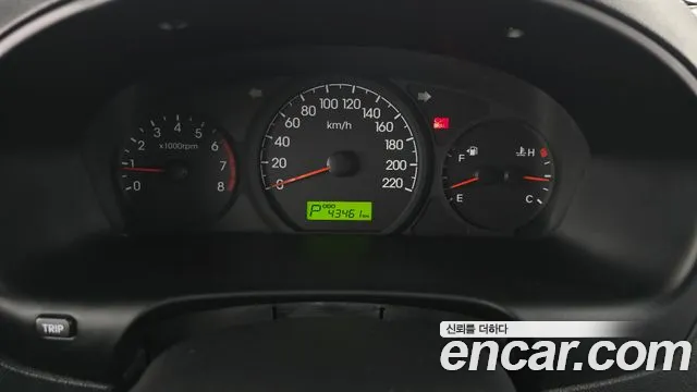 Hyundai Staria 2011 thumb 5