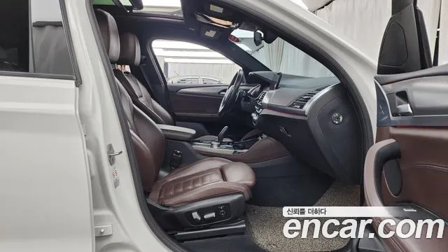 BMW X4 2020 thumb 12