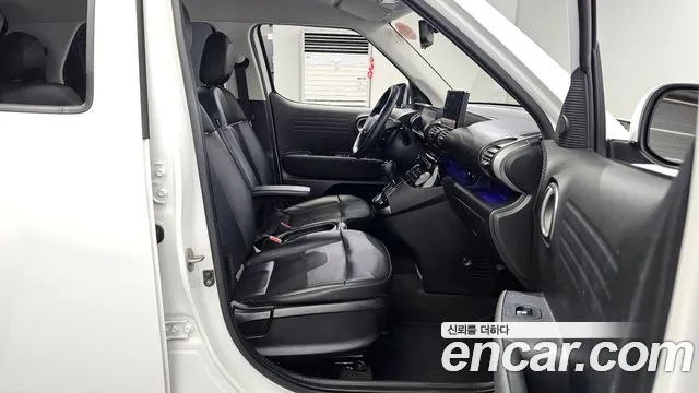 Hyundai Casper 2022 thumb 8