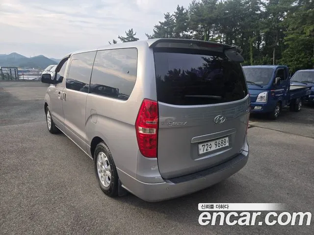 Hyundai Staria 2013 thumb 9