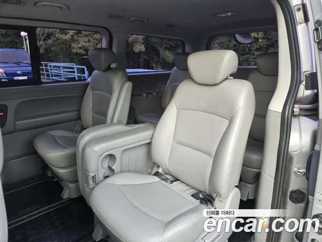 Hyundai Staria 2013 thumb 6