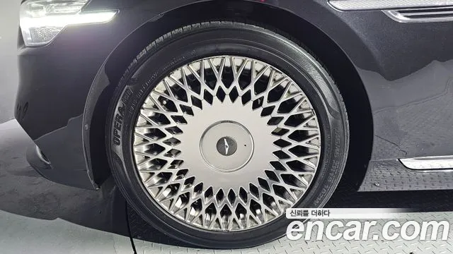 Genesis G90 2019 thumb 3