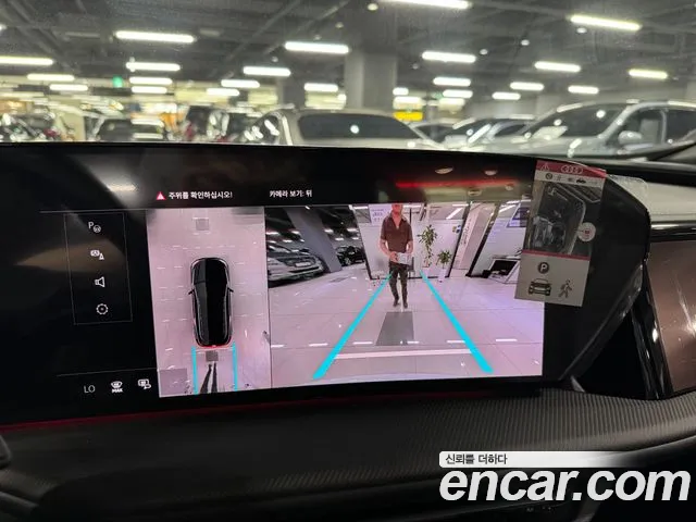 Audi Q5 2025 thumb 10