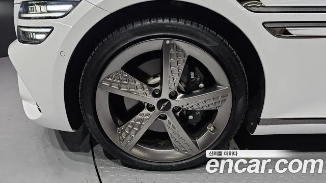 Genesis G80 2025 thumb 5