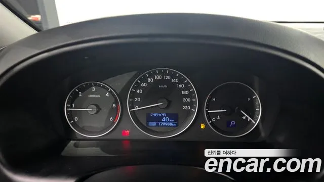 Hyundai Staria 2019 thumb 9