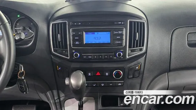 Hyundai Staria 2019 thumb 7