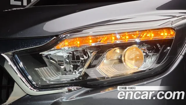KGM Rexton 2020 thumb 4